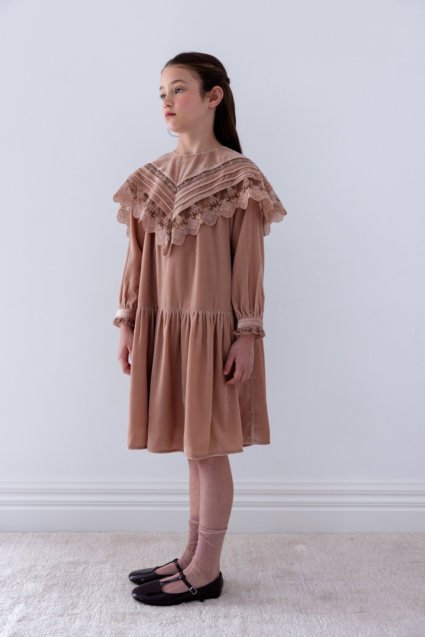 Lace Collar Velvet Smock Dress