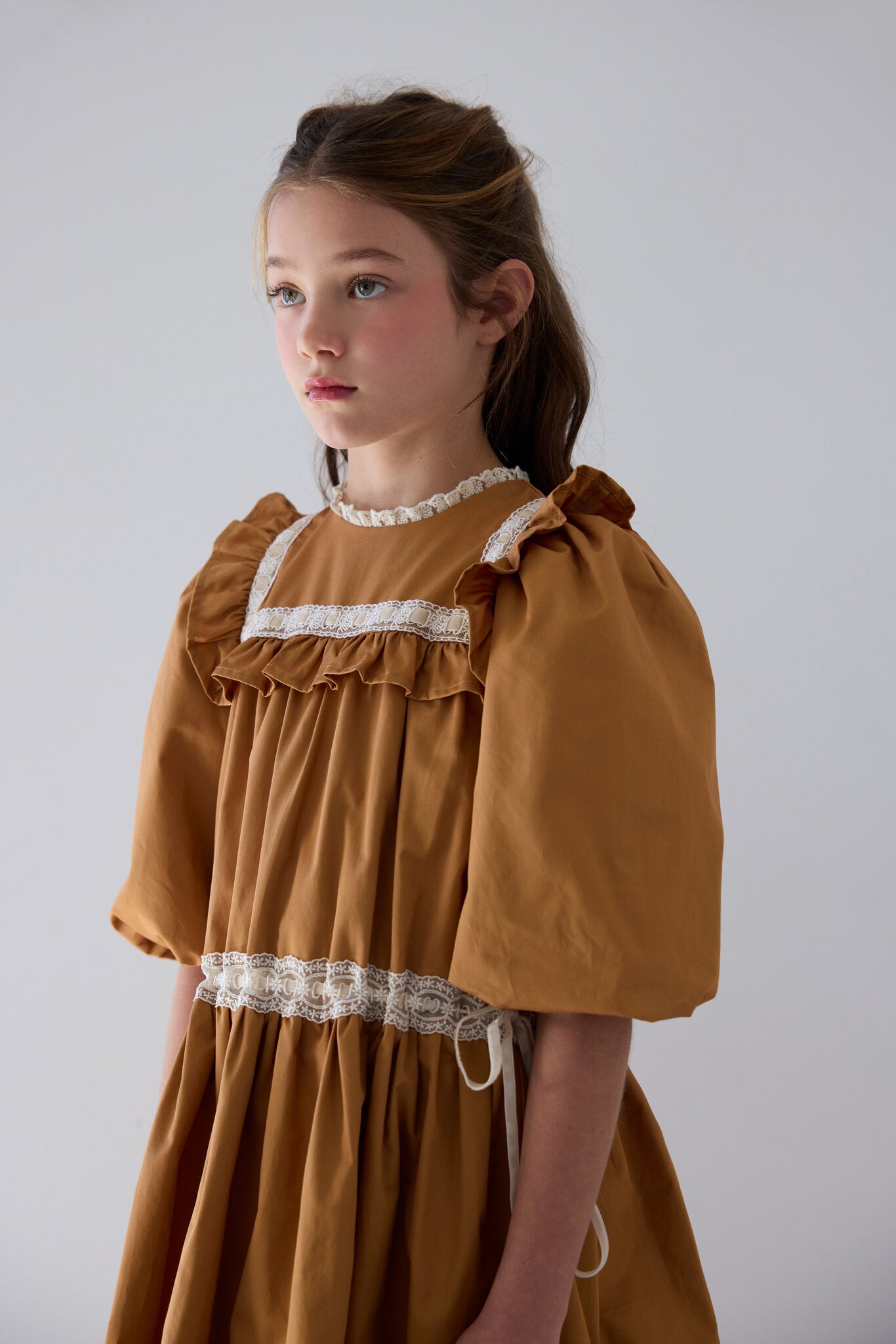 Elbow Sleeve Ribbon Lace Trim Poplin Dress
