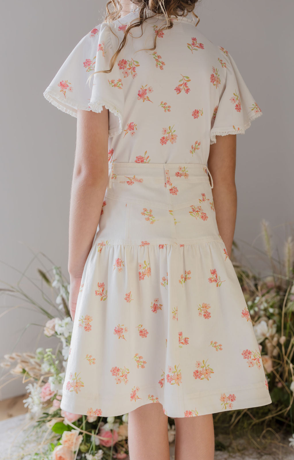 Flutter Sleeve Printed Jersey Tee with Lace Trim