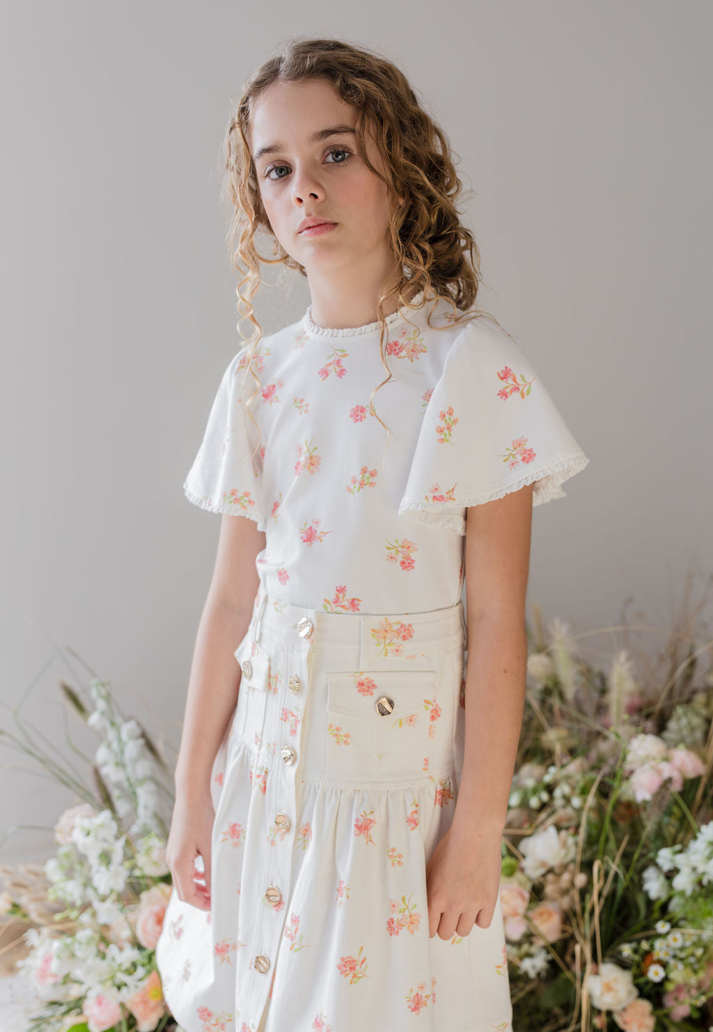 Flutter Sleeve Printed Jersey Tee with Lace Trim
