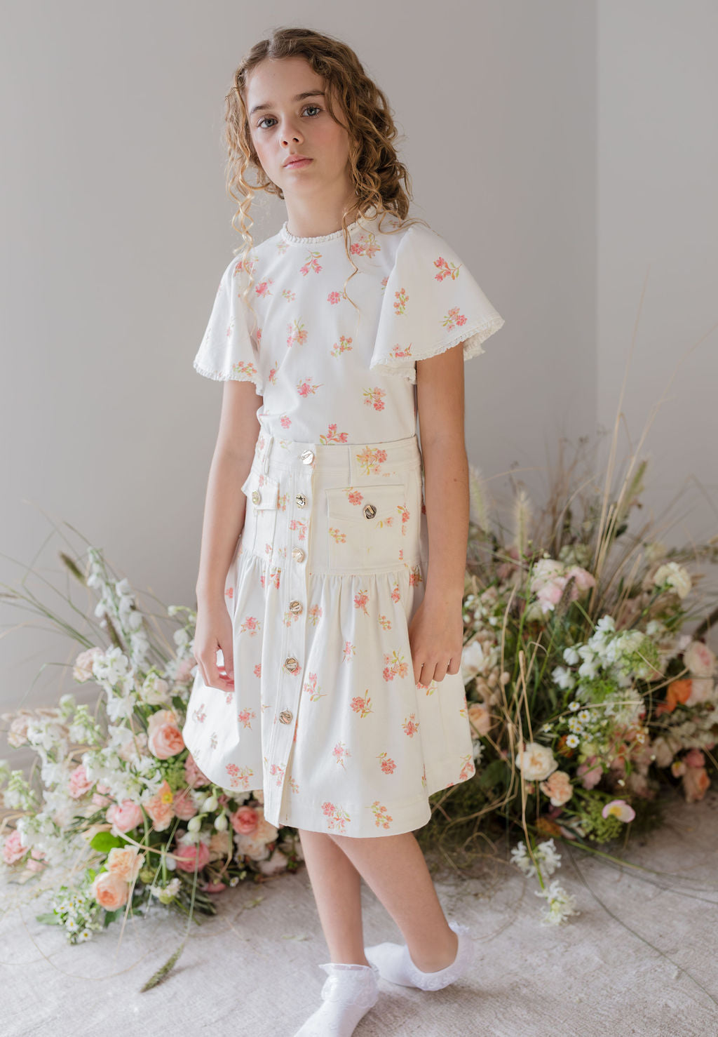 Flutter Sleeve Printed Jersey Tee with Lace Trim