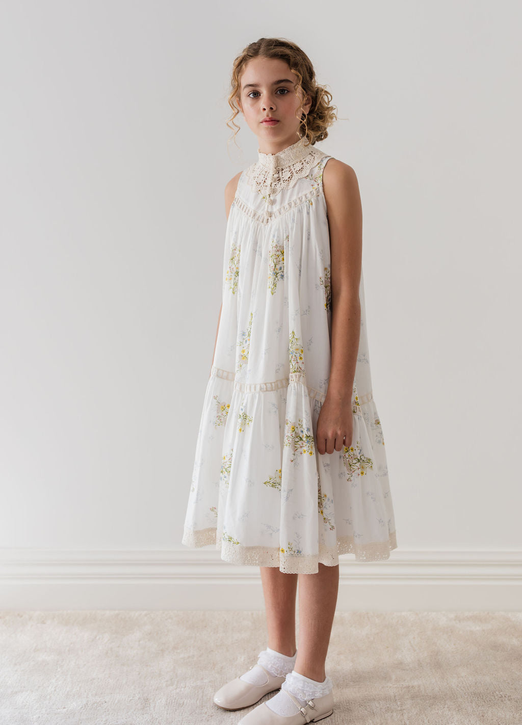 Doily Applique Voile Sleeveless Dress