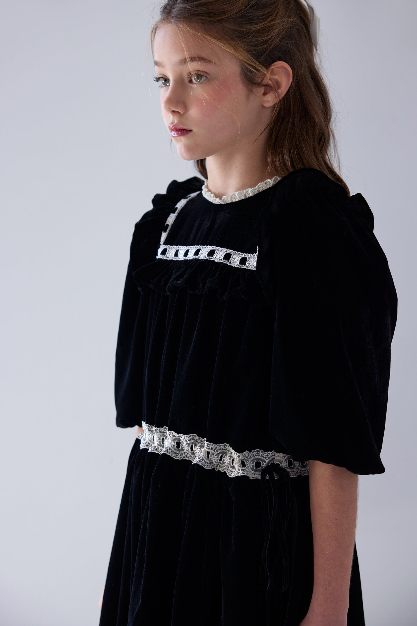 Elbow Sleeve Ribbon Lace Trim Velvet Dress